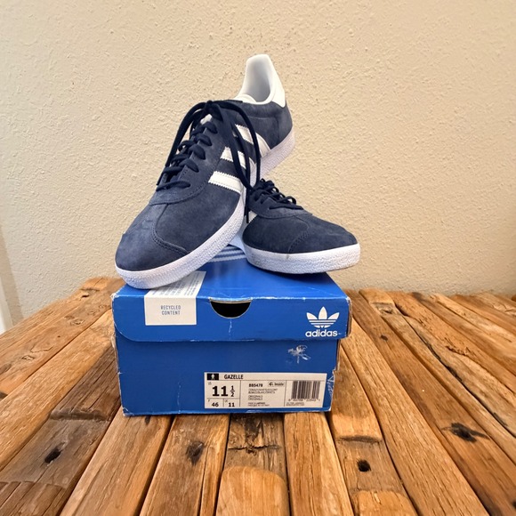 Adidas Gazelle Sneakers 11.5 Navy Blue White Suede Originals BB5478